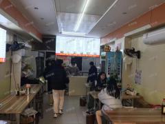 四年老店日营业额三千五，大学内商业街学生约3万人