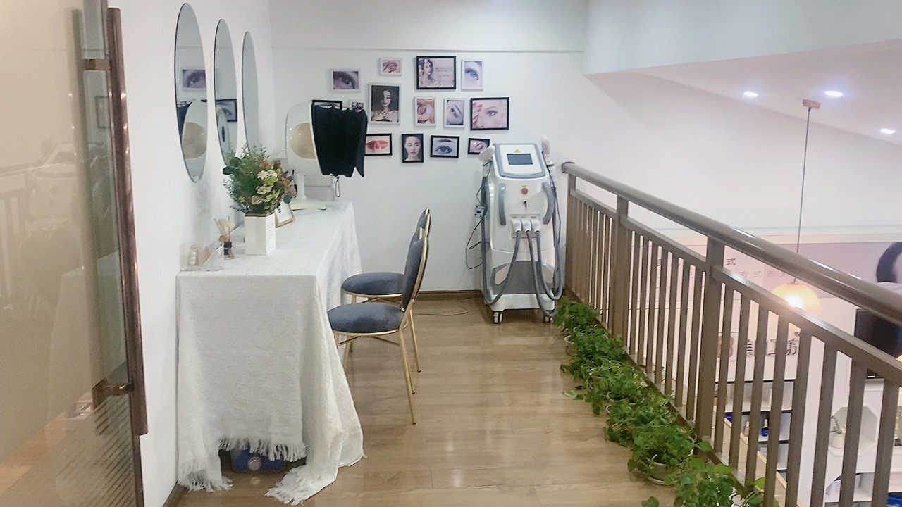 精装店铺