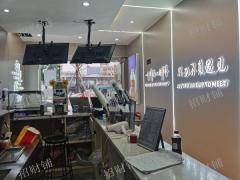 北京东路交叉口奶茶店低价转让，多个高校围绕