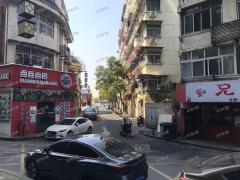 中山路网红打卡地店铺招租，人流大无行业限制