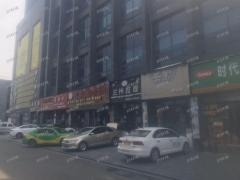 瑶湖夜市零食店转日营业额2千元，附近学生约7万人