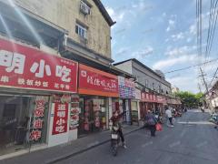 学院路轻餐饮美食一条街多年老店，多个大学城围绕