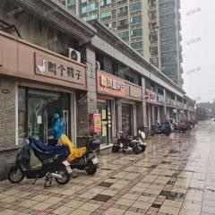 高新外卖一条街品牌外卖店，多个小区工厂围绕单量高