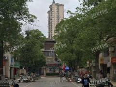 小区门口经营9年超市，日营业额6千大型工厂围绕