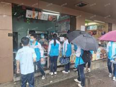 新建五中出入口店面 师生约6000+