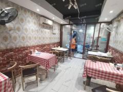 中学对面夜宵店月营6万