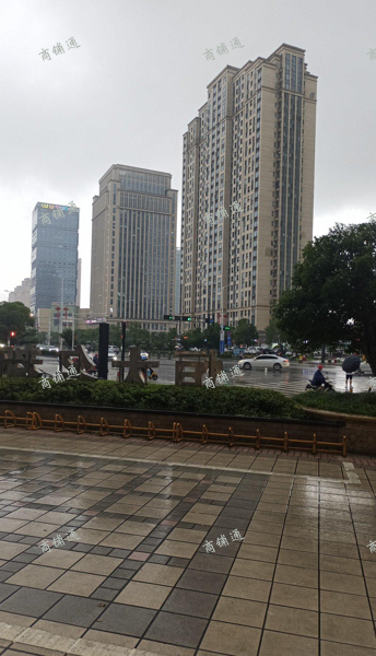 (转让) 临街商铺装修完好中央空调适合做各种行业