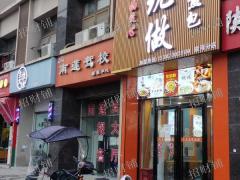 银三角北站出入口 附近万人小区人流量大