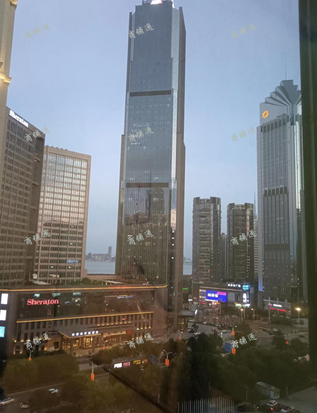 (转让) 转让红谷滩世茂广场旁世茂天城二期长租公寓租期伍年时间