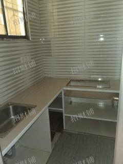湖滨南路大酒店正对面水果店招租，主干道上人流量大