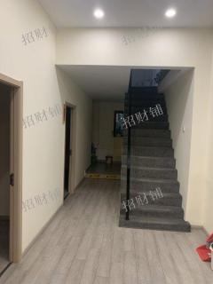 小区门口第六家店面转 月营业4万