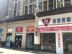 双门头两个小区交叉口店铺转让 月营业3万