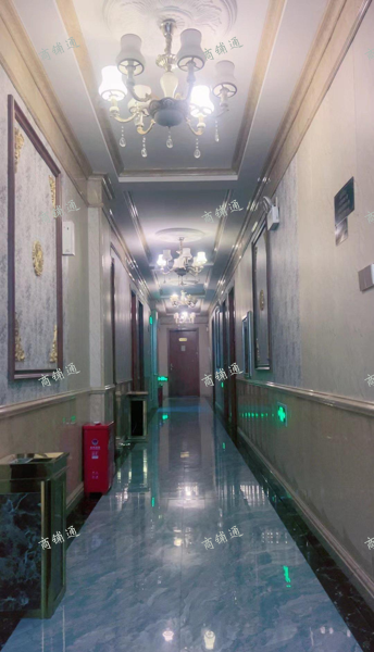 (转让) 店装修一年设备另有发展还有5个月免租期！