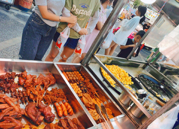 (转让) 紫荆夜市炮火摊位出租或转让