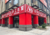(转让) 十字路口汽车美容店，可继续营业，也可转做其他业态，停车方便。