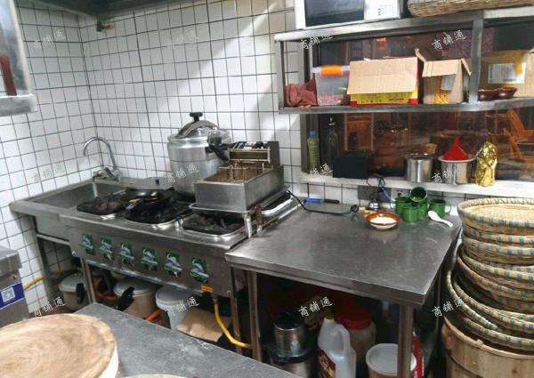 (转让) 适合做餐饮，厨房设施齐全，有空调