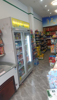 (转让) 店处大马路上，靠近小区门口，人流大