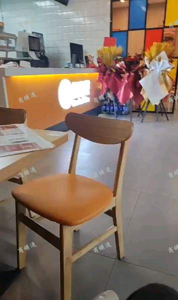 (转让) 店铺全部装修好了，餐饮可以现用