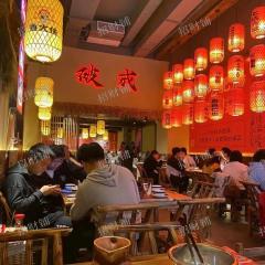 八一馆地铁口 日营业6000餐饮店 可空转