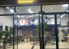 (转让) 店铺真实实地拍摄图片，周边都是高端小区，居民密集，朝阳商业街