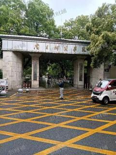 南昌师范大学旁 肿瘤医院附近餐饮店转让