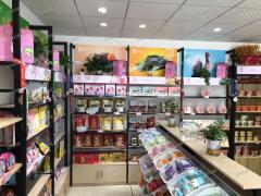 3000多人中学门口的店 行业不限 门宽6米