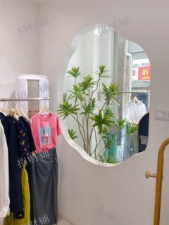 地铁口 社区商业街 临街服装店可空转