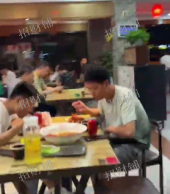 3万师生大学旁 2000多户小区中晚餐夜宵店 