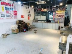 万人小区出入口餐饮店 门宽13米附近多所学校
