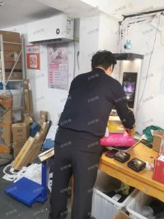 江西科技学院对面 日派件1000月收件3000