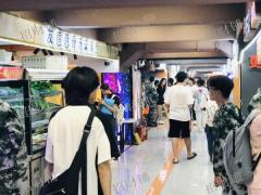 2万多人的大学商业街小吃店转让 仅转3万