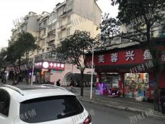 双小区门口早餐店 仅做粉面 日营业额2000左右