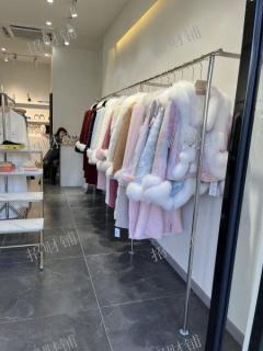 南昌大学旁 服装店 月营业3万 可空转