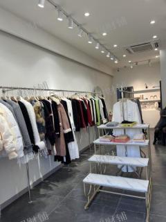 南昌大学旁 服装店 月营业3万 可空转