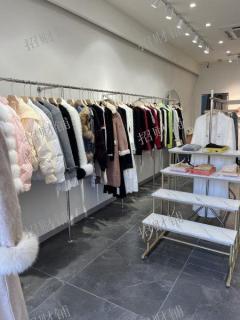 南昌大学旁 服装店 月营业3万 可空转