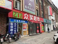 小区门口 第一家店  入住率90% 招租无转让费