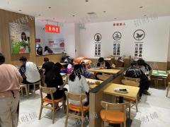 1万多人大学门口 快餐店 日营业6000多  可看流水