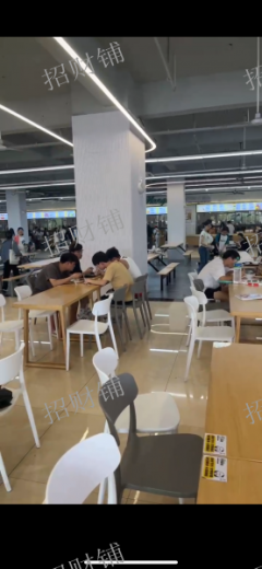 1万多大学 独家食堂招租 水吧 烘培 水果店 小吃 风味档口 等等均可