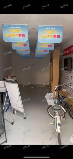 小区门口 季季红旁临街店 仅转1万行业不限