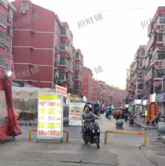 江西科技学院正对面 餐饮店转让 门口可外摆 