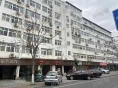 六年老店 双门头 汽修店 月做5W左右 门口停车方便 附近竞争不大