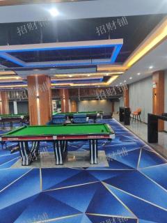 临街一楼台球棋牌店 日营业额3000多 有12张台球桌 5间麻将房