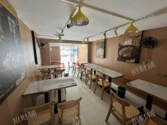 4万多人大学对面 双门头 餐饮店 日营业额3000左右纯堂食