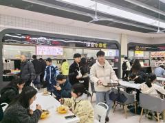 3万多人大学 食堂档口招租 不要房租 两个档位调整