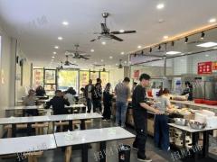 产业园里面里面餐饮店 前后两个门头 日营业2500 纯堂食