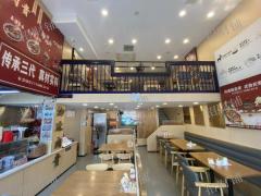 梦时代广场 临近店铺 门宽8米 日营业额3000左右