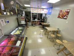 4万多人大学 炸串店已经营三年 日营业额2000左右 可教技术
