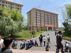 4万多人大学食堂招租 学生宿舍楼下 租金模式 行业不限
