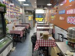 四年老店  餐饮店 日营业额1500左右 节假日3000左右 店内可住人