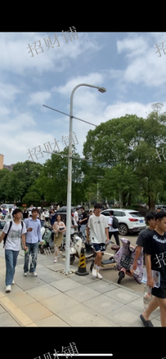3万多人 大学 全新商业街  缺奶茶 水果 便利店 理发店餐饮小吃等